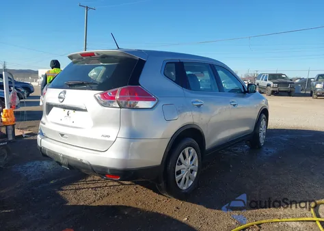 2015 Nissan Rogue S z USA, uszkodzony, nr VIN KNMAT2MV3FP586819